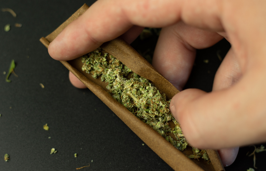 Tips for Rolling the Perfect Blunt
